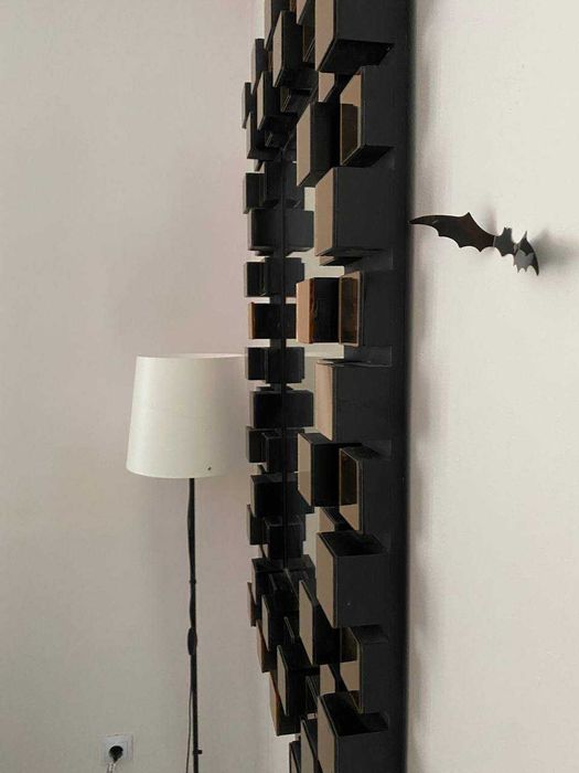 Зеркало в стиле модернизм