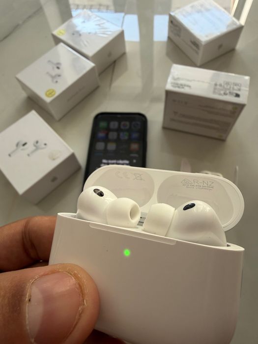Casti AirPods PRO 3 ANC - Noi, Sigilate