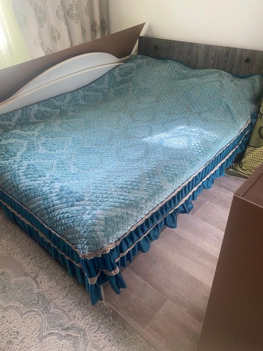 Продам  Кровать.