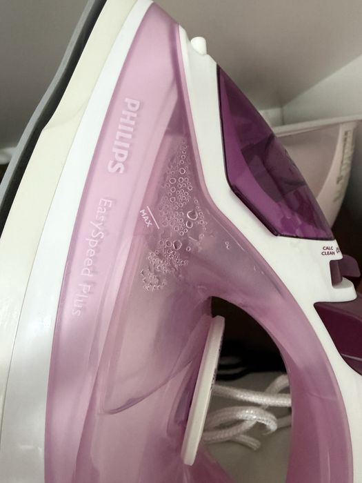 Fier de calcat Philips