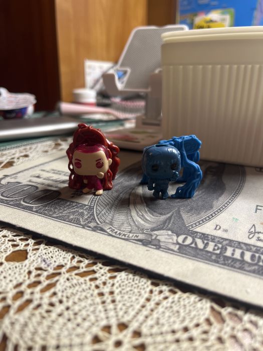 Фигурку ОСД оди изнанка и векна