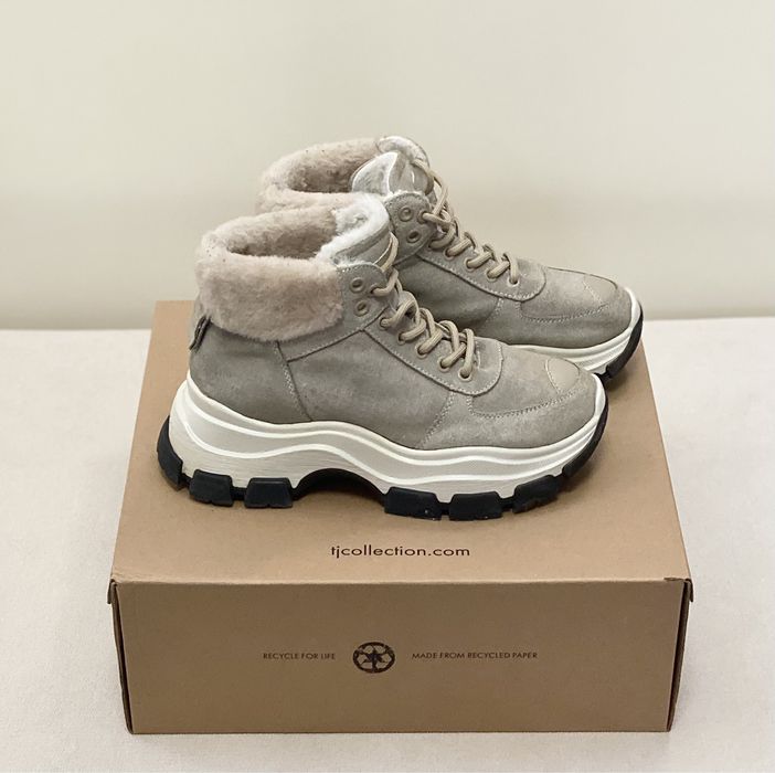 Ботинки зимние бежевые