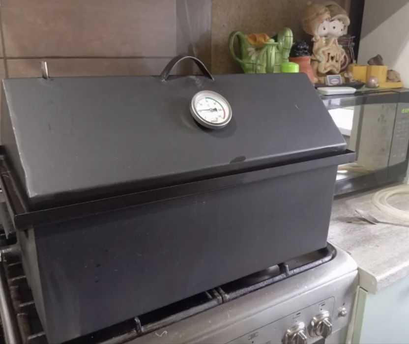 Коптильня, коптилка, барбекю,каптильня,гриль