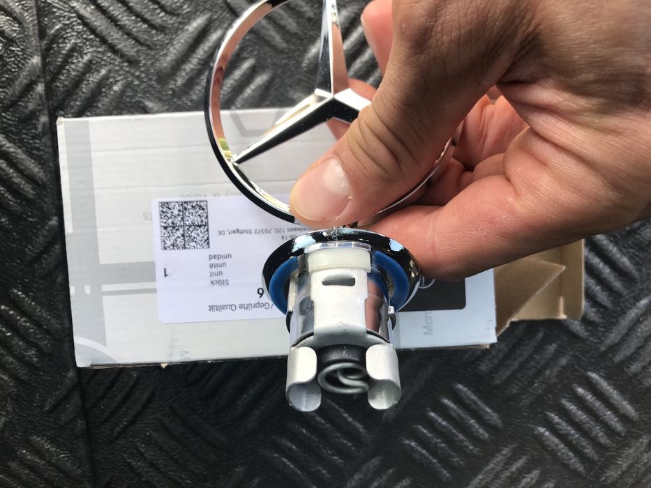 Емблема за Мерцедес оригинална Mercedes преден капак АМГ звезда мерник