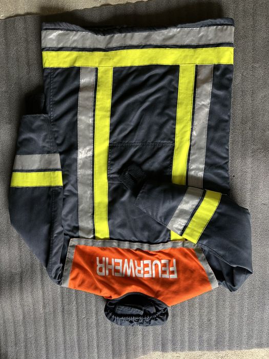 Haina geaca jacheta pompier