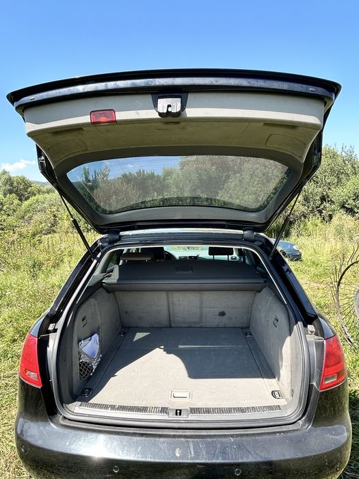 Vand audi a4 b7 avariat