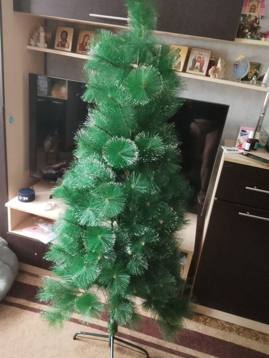 Продам ёлку пушистая