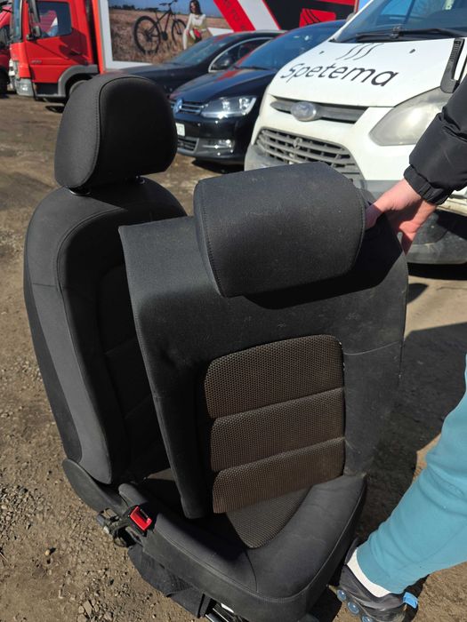 Ауди а4 комплект седалки