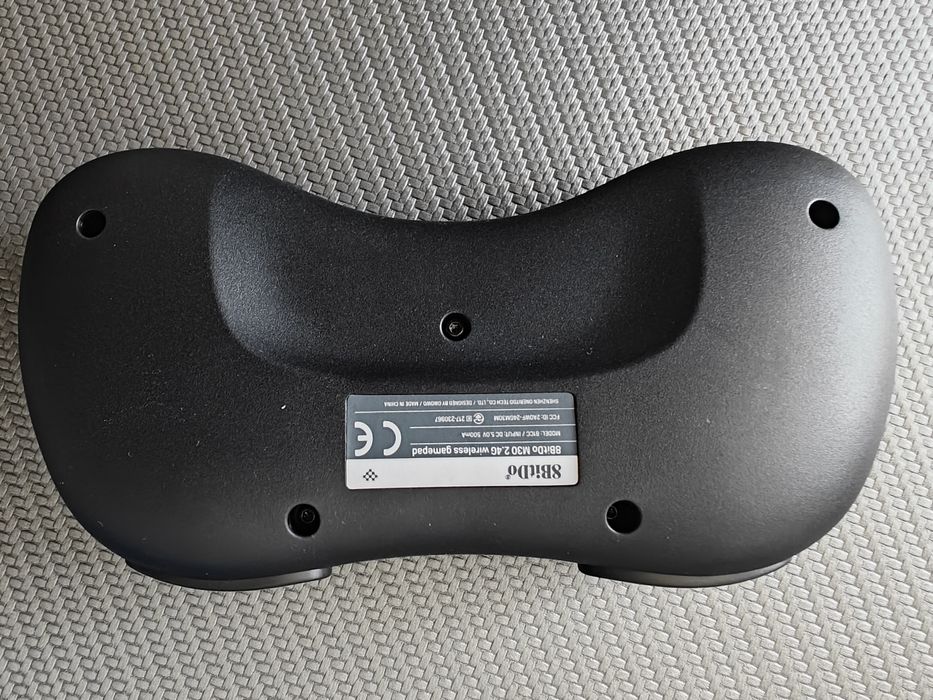 8BitDo M30 2.4g за Windows и Sega Mega Drive Mini