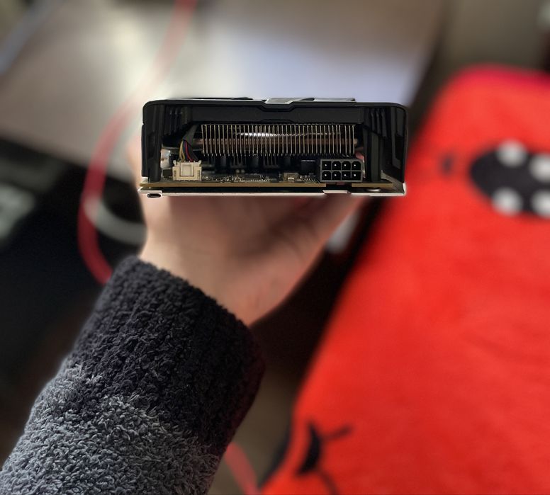 Vand placa rx 480 8gb