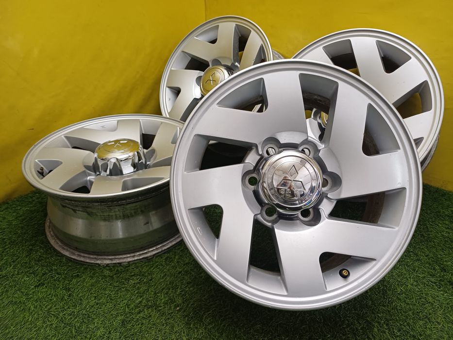 Диски R16 6x139.7 на Mitsubishi Montero и другие.