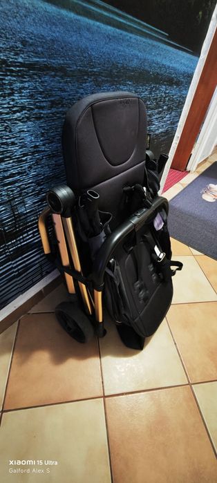 Cărucior  Chipolino - Twister, 360° slim, black