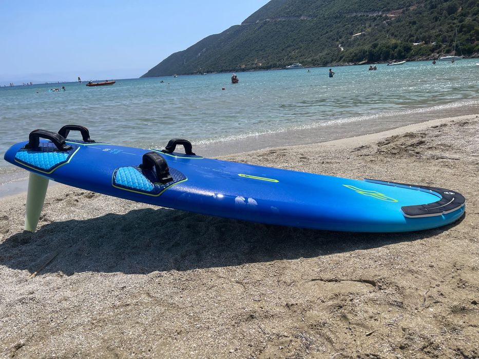 Vand placa de windsurf JP Australia Supersport 133 l 2023.