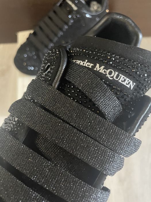 Alexander McQUEEN