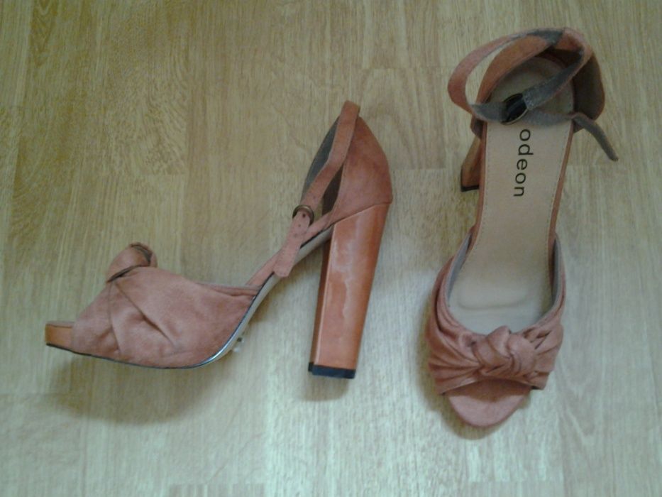 sandale marime 38