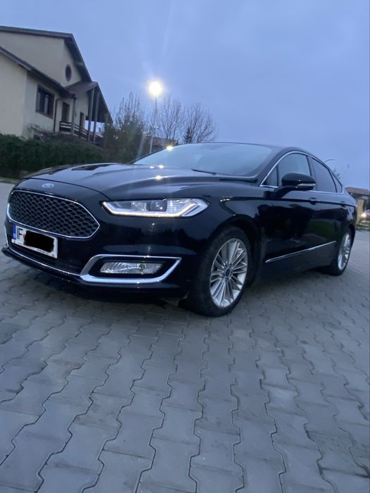 Ford Mondeo Vignale Hibrid + GPL