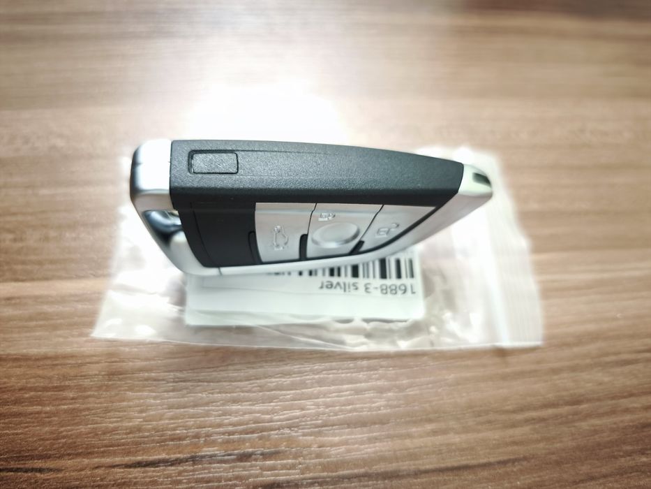 Смарт ключ с три бутона(без платката) за BMW/X5/F15