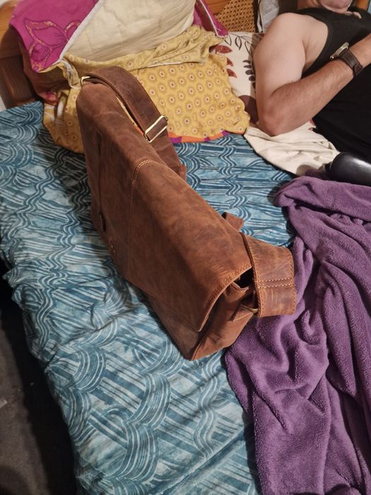 Чанта от естествена кожа