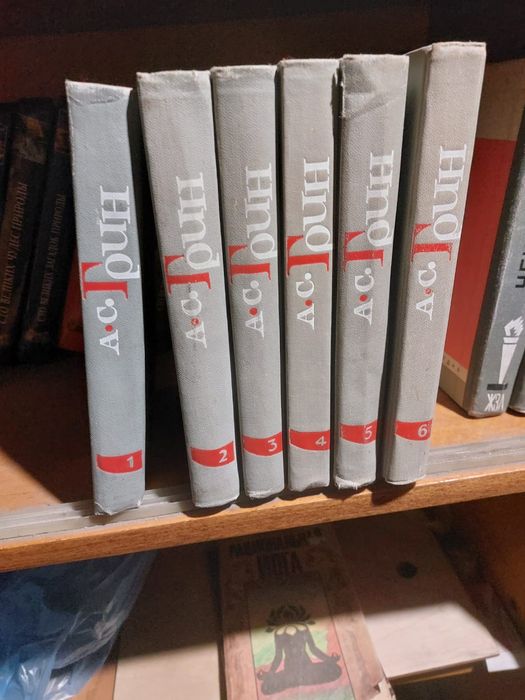 Продам книги из личной библиотеки