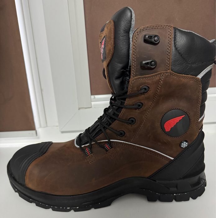 Продам зимние ботинки Red Wing