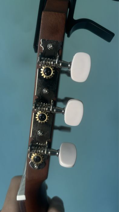 Yamaha c40 новый