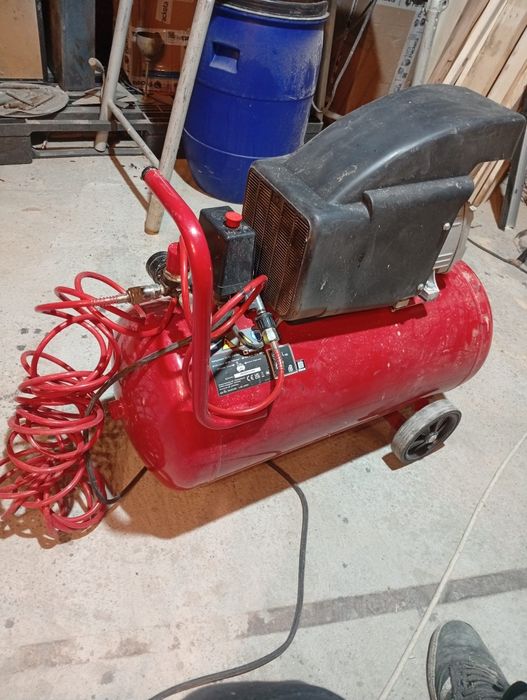 Compresor 50 l nou ieftin