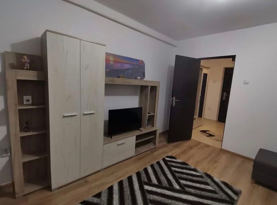 Închiriez garsonieră Brăila