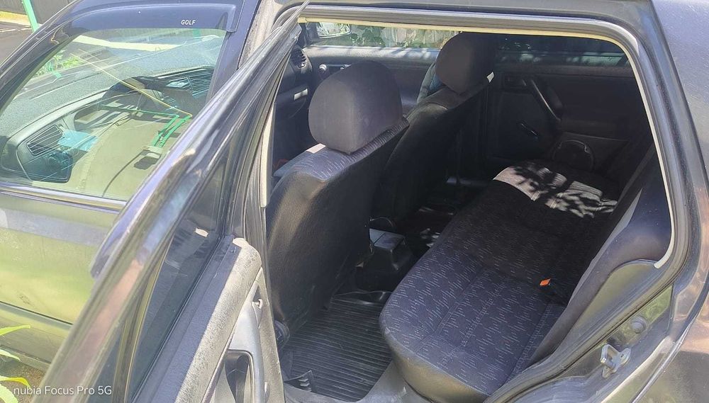 Продам Golf 3 1.8