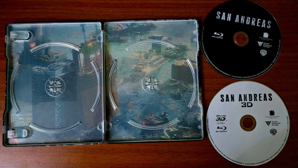Vand steelbook San Andreas  bluray 3D+2D , nou, neutilizat