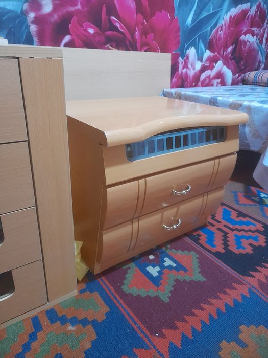 Shkaf nabor sotiladi