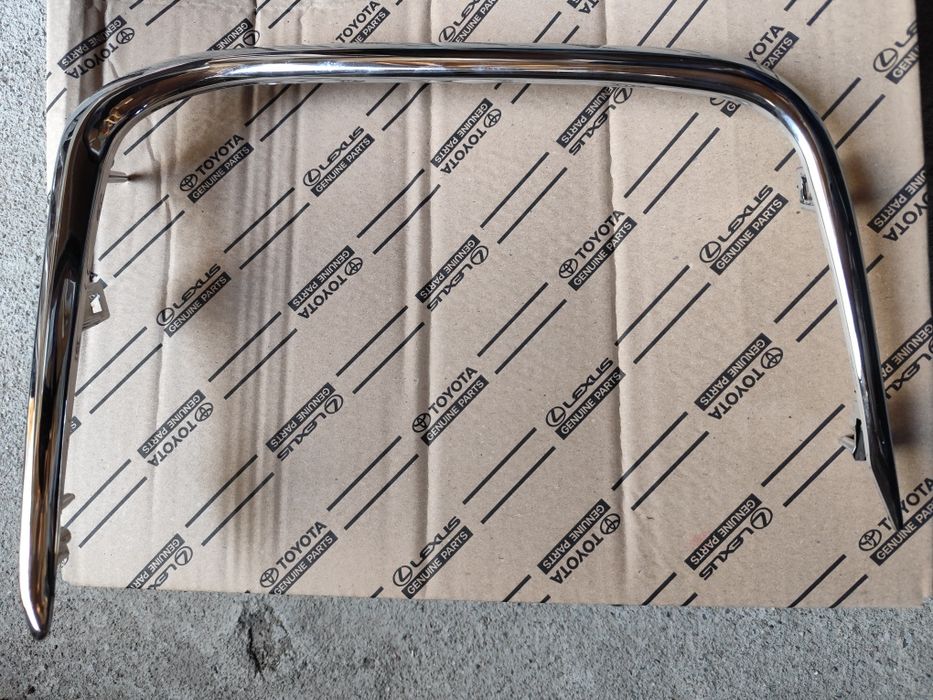 Накладка на бампер