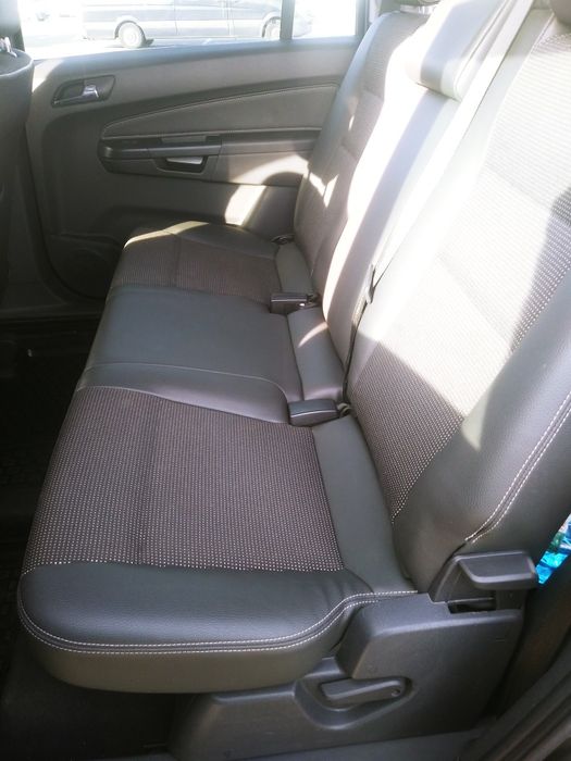 Opel Zafira B Editie Limitata an 2009 Diesel