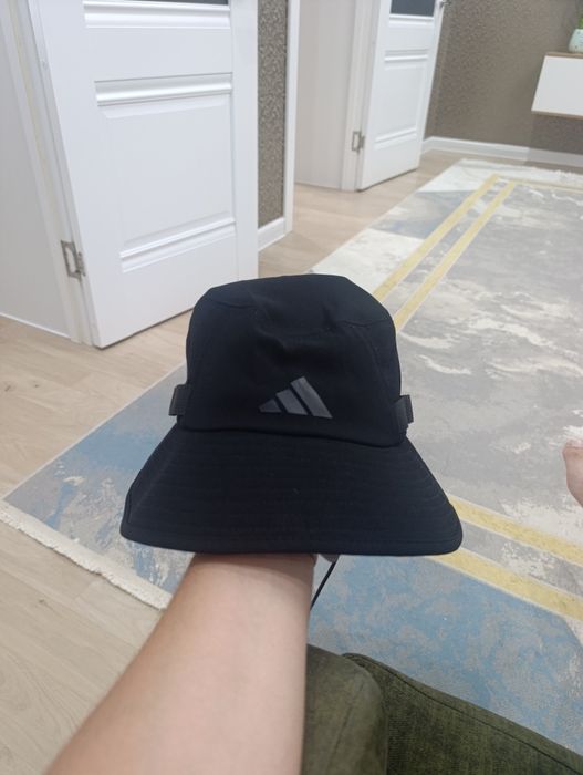 Продам панаму Adidas ClimaCool