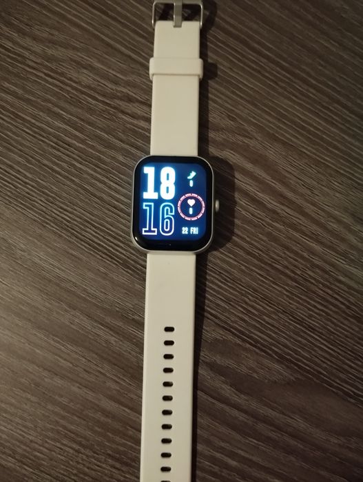 Продам смарт часы  Infinix 1