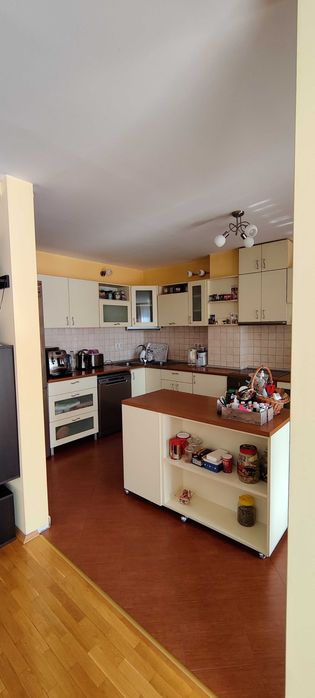 Продава се Къща в София, Горубляне - 439 кв.м за 1975 €/кв.м - Снимка #15