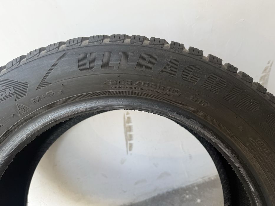 Зимни гуми 205/55/16 Good year Ultra grip 9