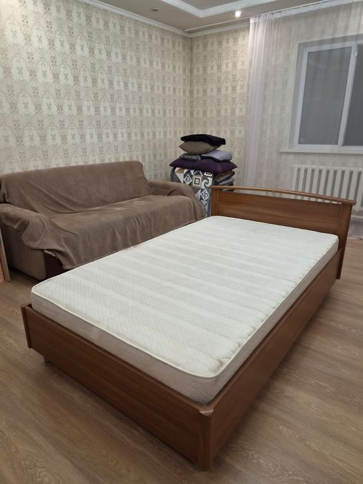 Продам кровать 1,5