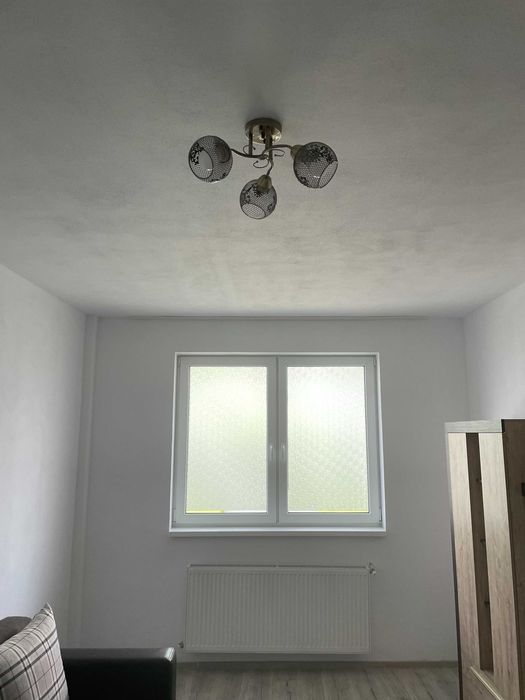 inchiriez apartament 2 camere
