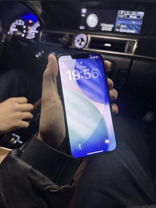 IPhone 13 в хорошем состояний