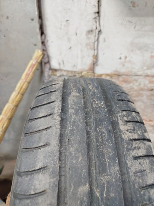 Продаю летние шины viatti strada