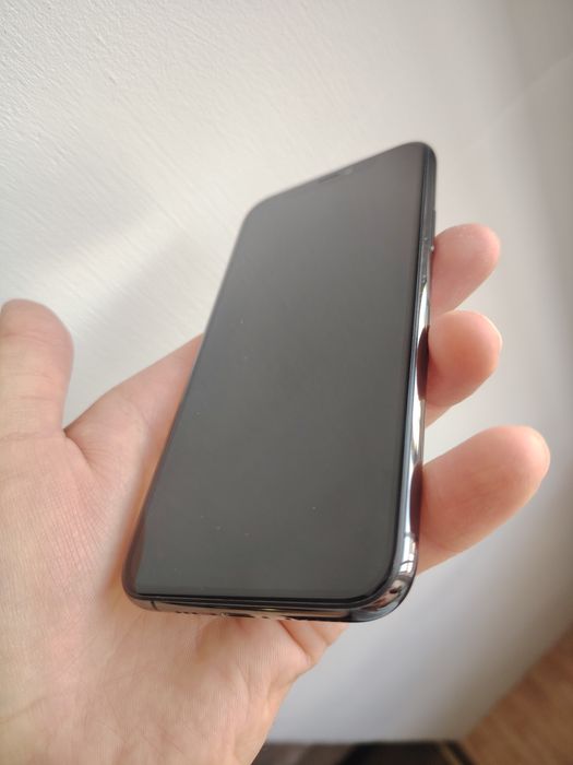 Продам IPhone 11 pro 256gb