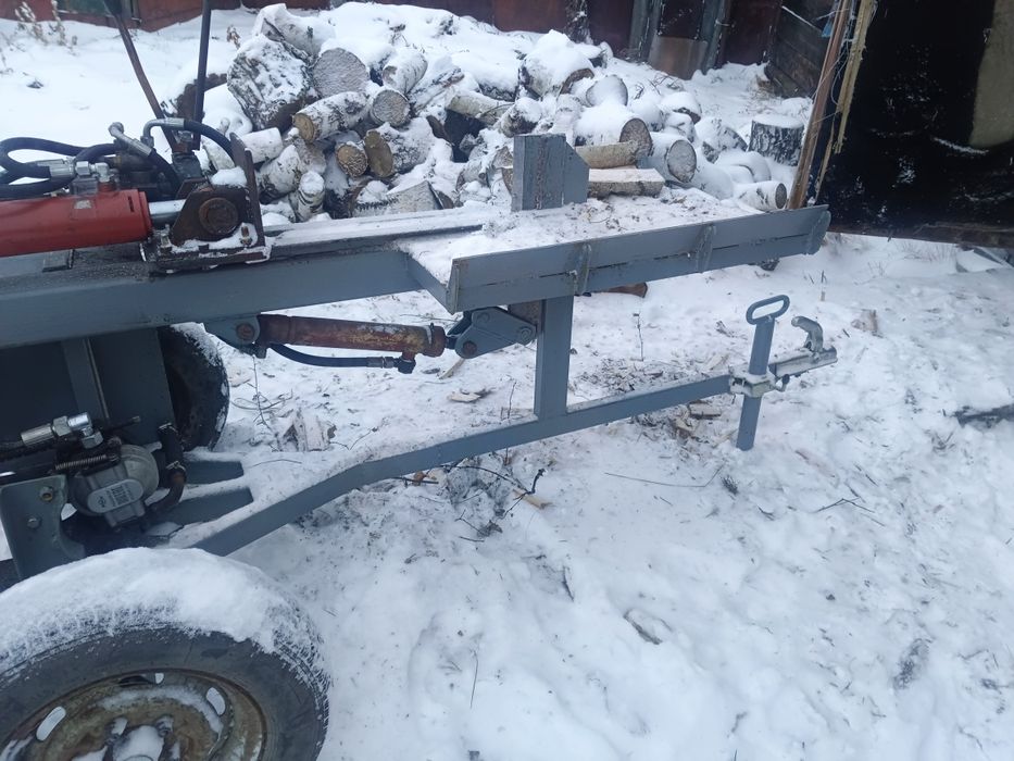 Дровакол бензиновый