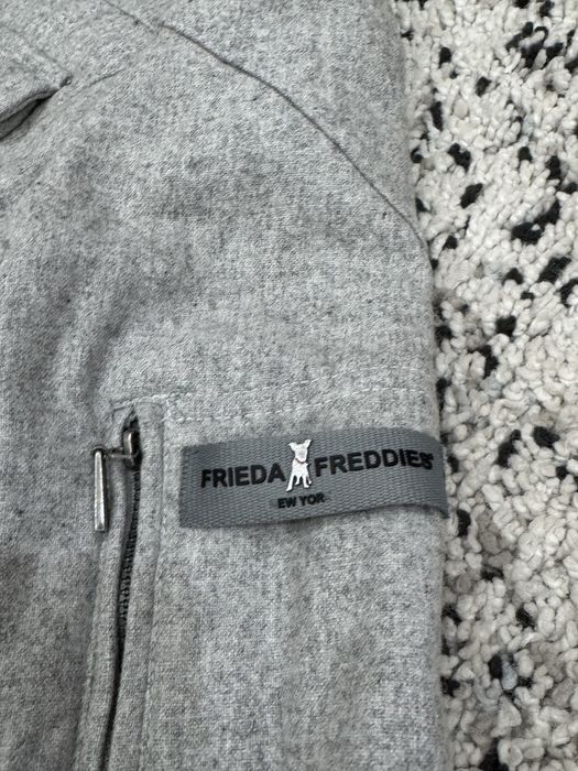 Дамско зимно палто FRIEDA & FREDDIES.Размер М