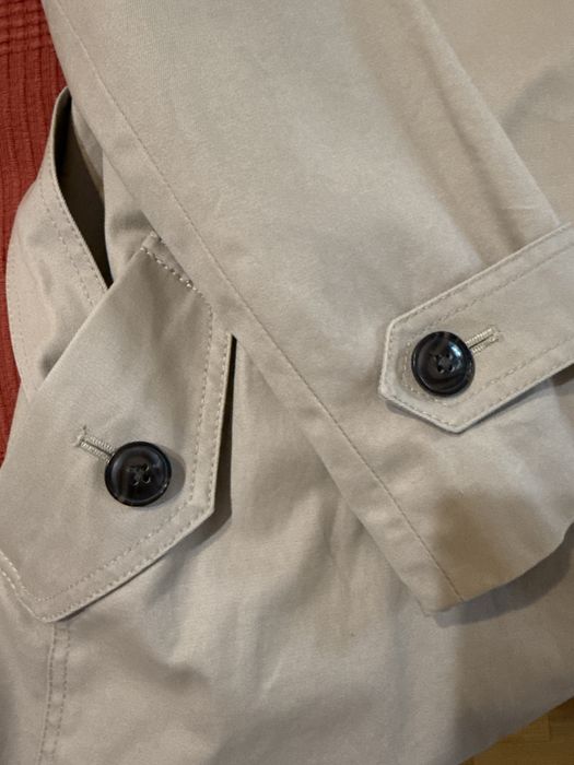 Женский тренчкот