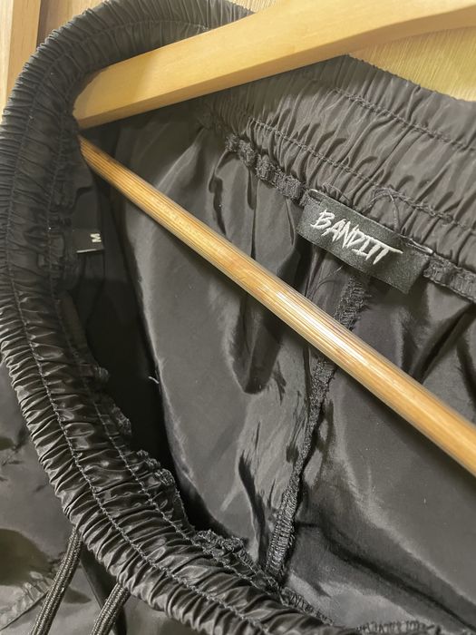 Продавам панталони на banditt