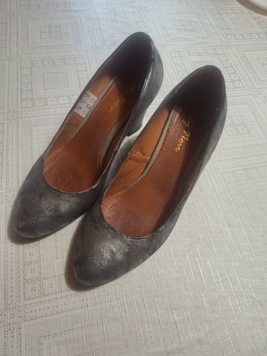 Pantofi eleganti cu toc