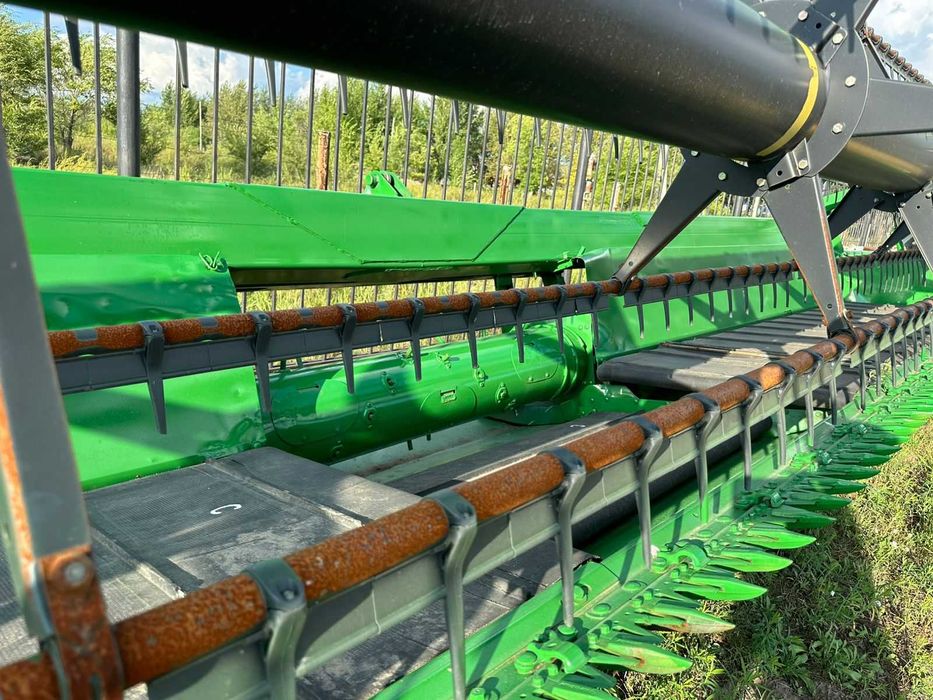 Жатка John Deere 930D