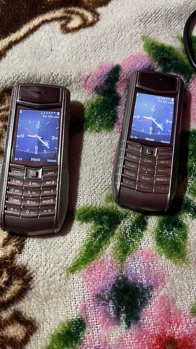 VERTU Ascent TI Knurled si ascent TI originale