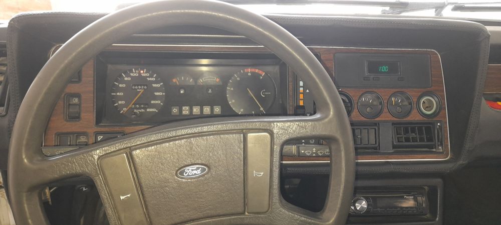 Форд гранада в отличном состоянии