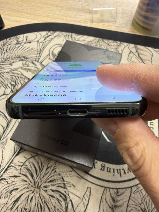 Samsung Galaxy S22 5G 8/128gb - комплект, отличен